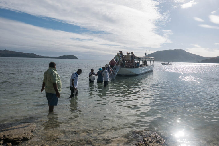 Coconuts, kava and crab races in Fiji