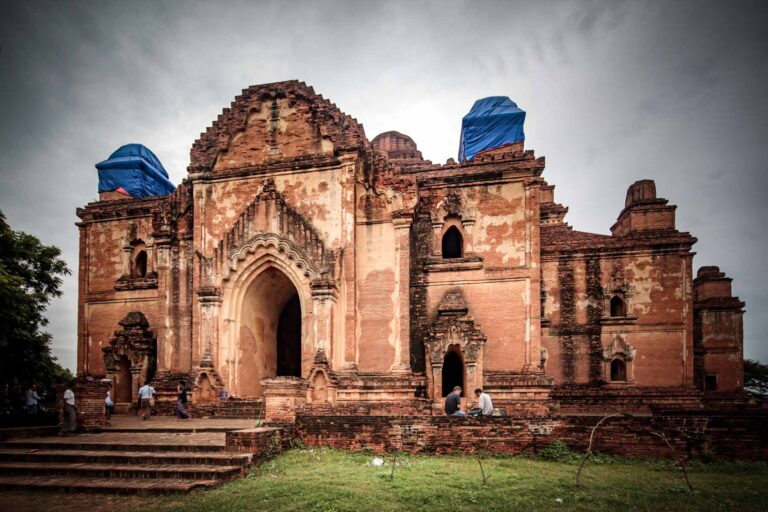 Surrounded by temples in Bagan