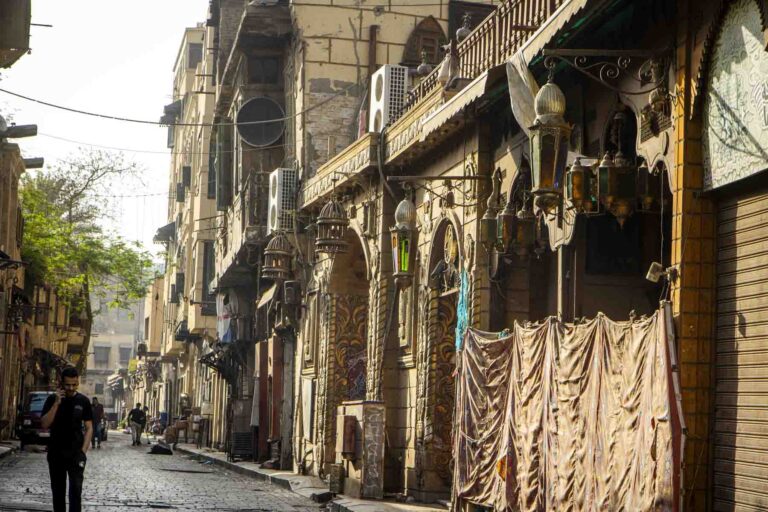 An uncomfortable drive to Cairo